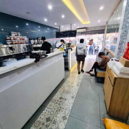 Cực hot! Bán nhà mặt phố Đặng Tiến Đông 50m2 view đẹp kinh doanh cực đỉnh