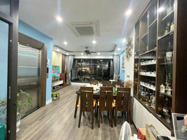 BÁN NHÀ PHÂN LÔ GIẢNG VÕ 80M, 5 TẦNG MẶT TIỀN 4,5M GIÁ 25 TỶ