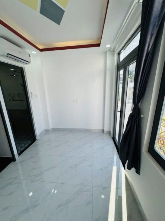 NHÀ MỚI ĐẸP – 4 TẦNG ĐẸP – HẺM THOÁNG – 3PN 4WC – SỔ VUÔNG NHƯ TỜ A4 – GIÁ CHỈ 3.95 TỶ