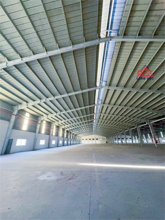Sẵn xưởng cho thuê bàn giao liền, phù hợp SX Công Nghiệp phụ trợ chế tạo. may mặc