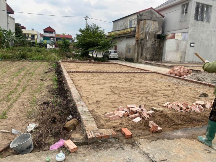CC cần bán lô góc TT Quang Minh,full TC 50m,kinh doanh vip,giá đầu tư.