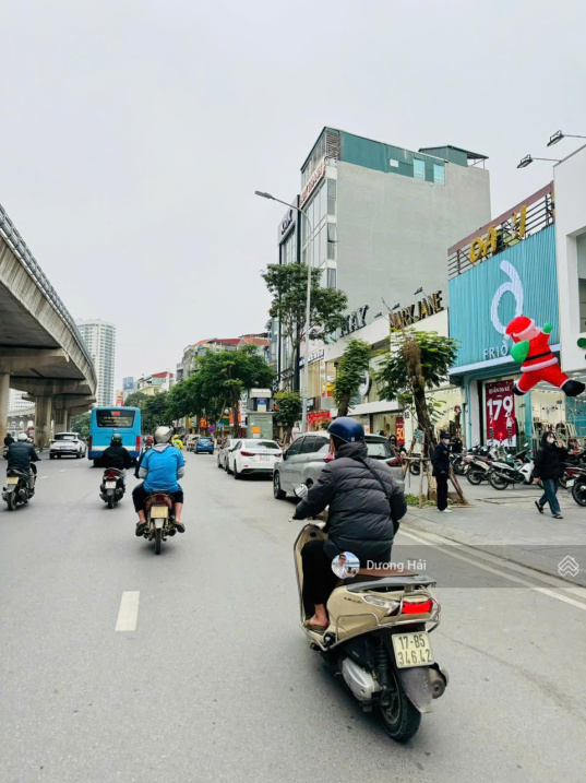 Bán nhà Phân Lô Phú Diễn 140m – Mặt tiền 18m – Lô Góc – Ô tô Vỉa Hè Tích Sản hiệu quả