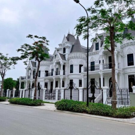 Biệt thự cao cấp nằm trong khu đô thị Pháp Vân – Tứ Hiệp, Hoàng Mai, Hà Nội