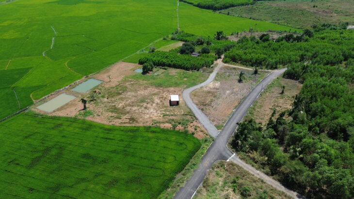 ĐẦU TƯ ĐẤT NỀN XÃ PHƯỚC LONG THỌ, HUYỆN ĐẤT ĐỎ – MẶT TIỀN ĐƯỜNG NHỰA, GIÁ CHỈ 400 TRIỆU, LỢI NHUẬN