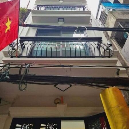 BÁN NHÀ TRUNG TÂM ĐỐNG ĐA NGÕ THÔNG THOÁNG NHÀ ĐẸP KINH DOANH ONLINE, SPA, NAIL 4,9 Tỷ