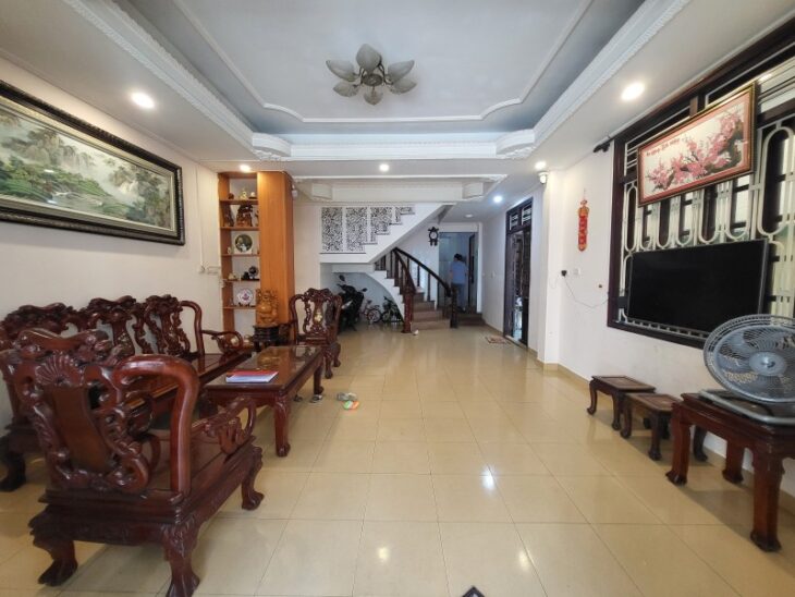 ► Mặt Tiền Hải Hồ 114m2, Ngang 7.5m, 3 tầng đúc, 5PN, sân Ô tô, đường luồn thoáng mát, 11.99 tỷ