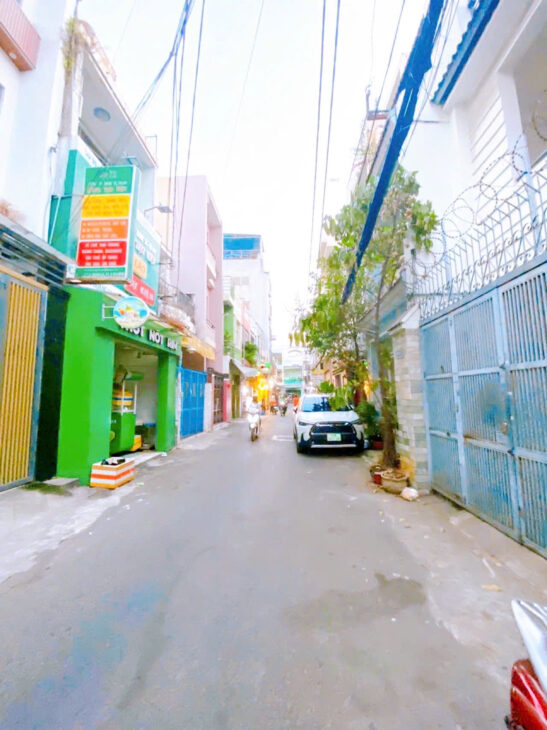 Bán nhà QUẬN TÂN BÌNH, Lô góc hẻm Xe hơi Cách Mạng Tháng Tám, 14.7 tỷ