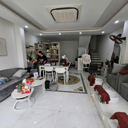Nhà mặt phố Hoàng Ngọc Phách 45m2 4 tầng mặt tiền 5.1m vỉa hè ô tô đỗ kinh doanh giá ngon