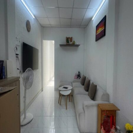 Bán nhà QUẬN 10, hẻm Cách Mạng Tháng Tám, dài 21 m, giá 10.3 tỷ