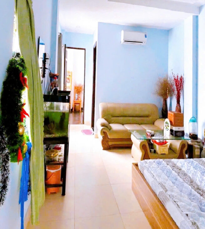 Bán nhà QUẬN TÂN BÌNH, Lô góc hẻm Xe hơi Cách Mạng Tháng Tám, 14.7 tỷ