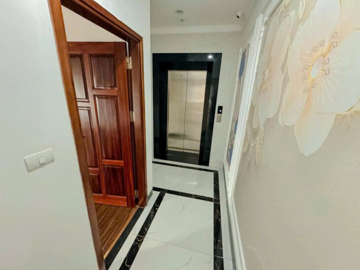 Bán tòa 10 tầng mặt phố Vũ Tông Phan 83m2, MT5m cho thuê 130 tr/tháng hiếm Thanh Xuân