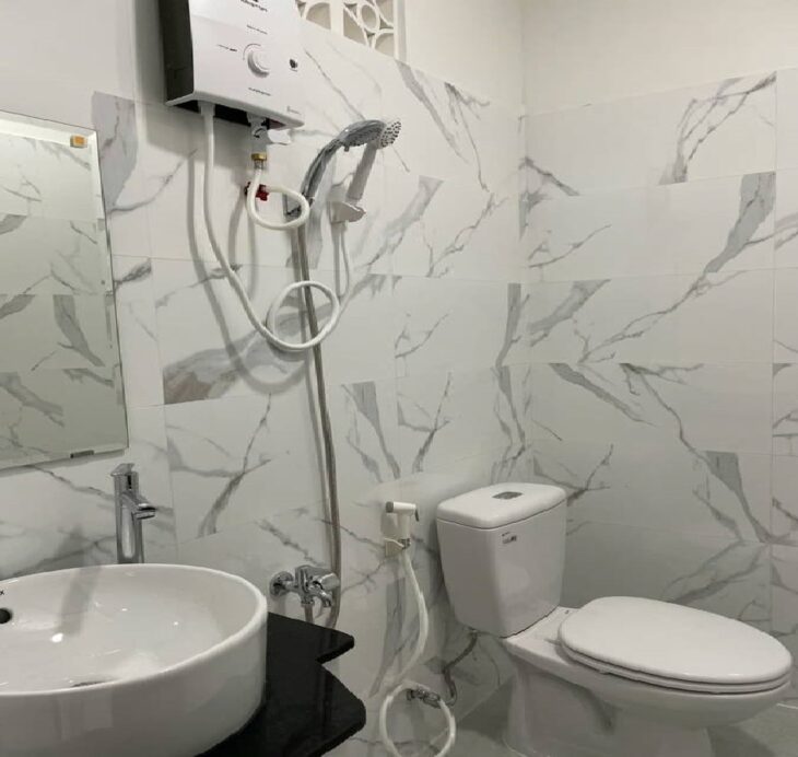 Bán nhà QUẬN 10, hẻm Cách Mạng Tháng Tám, dài 21 m, giá 10.3 tỷ