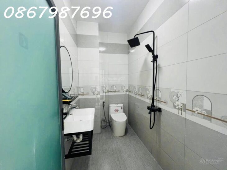 Giảm giá 500 triệu. Nhà mới 3 tầng sát đường Phước Long, TP Nha Trang chỉ còn 4,5 tỷ