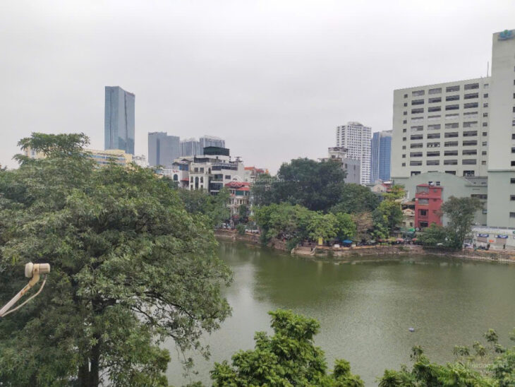 Bán nhà 5 tầng mặt hồ Chùa Láng view độc bản Panama đẹp nhất Quận Đống Đa