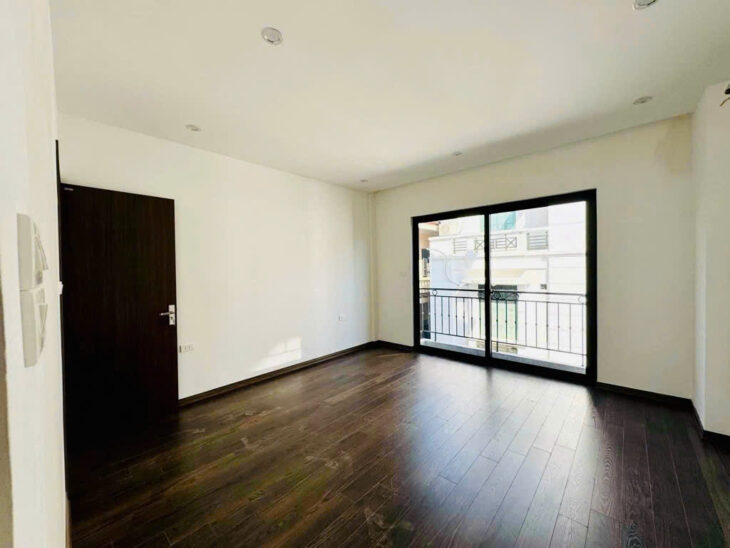 Bán nhà Phố Thái Hà_Mặt Tiền Rộng_Lô Góc Thoáng Sáng_38mx6T_Giá: 13.6 Tỷ_Lh: 0396935190.