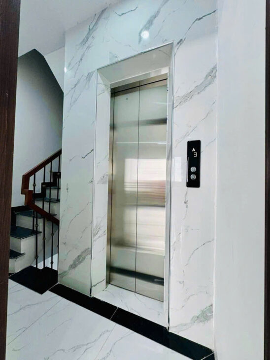 Bán nhà Phố Thái Hà_Mặt Tiền Rộng_Lô Góc Thoáng Sáng_38mx6T_Giá: 13.6 Tỷ_Lh: 0396935190.