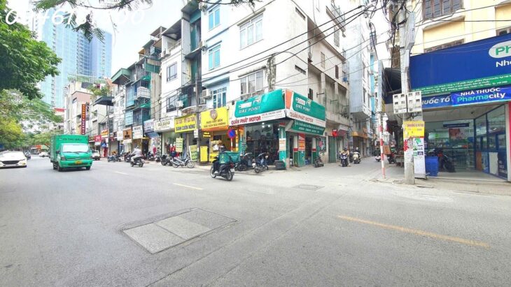 BÁN NHÀ DOÃN KẾ THIỆN SIÊU HIẾM – 2 MẶT THOÁNG – GẦN MẶT PHỐ – ÔTÔ TRÁNH.