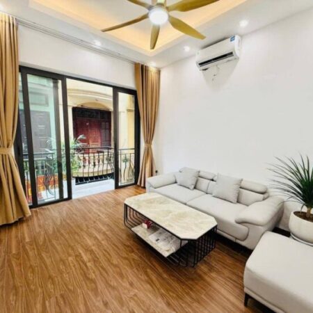 Bán nhà Khương Trung 37m2.MTx4m ngõ thông, ô tô qua nhà nhà mới ở ngay,