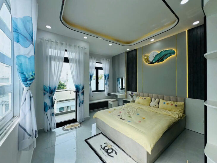 Nhà phố Huỳnh Tấn Phát, 4x16m, 4 tầng, 7.75 tỷ, đầy đủ nội thất