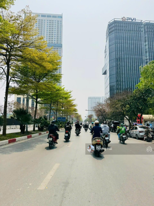 Bán nhà Ngõ 106 Hoàng Quốc Việt – Cầu Giấy 80m MT 6m – Kinh Doanh Xây Tòa VP Vỉa Hè Vài Ô tô Tránh