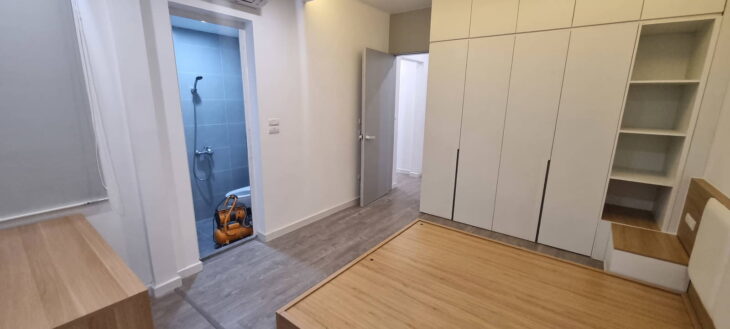 Bán gấp CH tầng 2, nhà C18 TT Thành công, Nguyên Hồng Đống Đa. 37m2( 70m2 SD), 2PN. 4,5 tỷ.