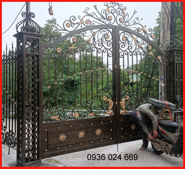 Cửa cổng sắt mỹ thuật