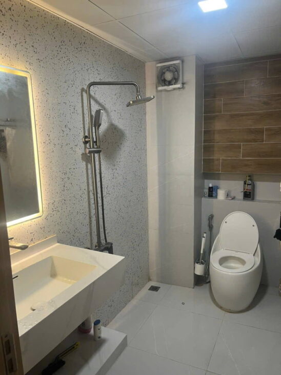 Bán gấp CH Chung cư siêu Vip, CT2A KĐT Văn Quán, Hà Đông. DT: 75m2 – 2PN . 4,15 tỷ.