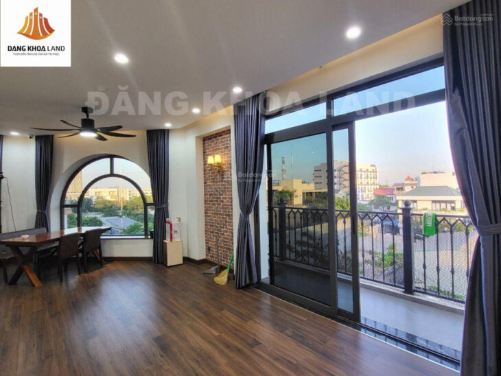 Bán nhanh nhà góc kinh doanh KĐT Vạn Phúc, Thủ Đức