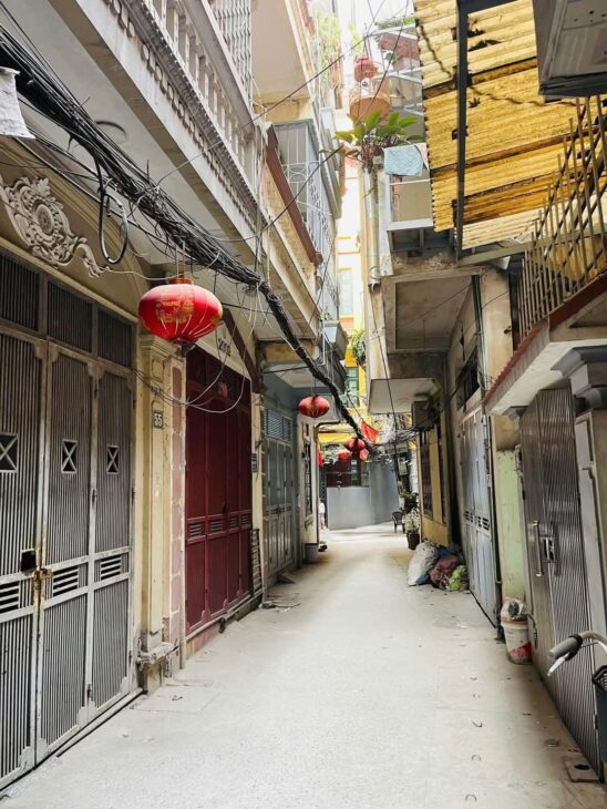 Chính chủ bán nhà mới, sân riêng, gần ô tô, Vũ Tông Phan, Thanh Xuân DT: 50m2, 4 tầng. 7,75 tỷ.