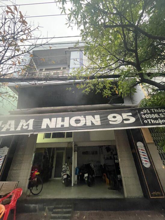 BÁN NHÀ 2,5 TẦNG – ĐƯỜNG 24M – VỊ TRÍ ĐẸP NGAY TRUNG TÂM TP. QUY NHƠN ????