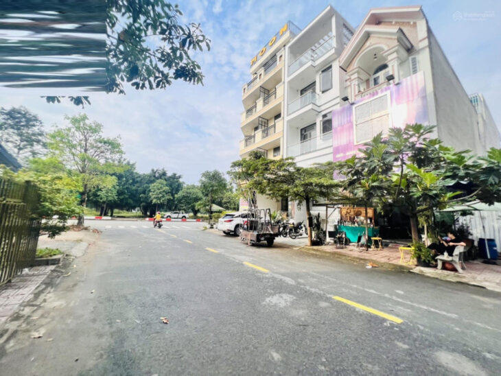 Bán đất mặt tiền kinh doanh, Dĩ An, Bình Dương, giá ưu đãi 6,6 tỷ, 80m2 siêu hot