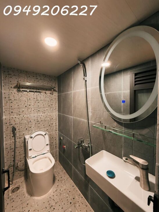 Dòng Tiền Khủng 1,3 Tỷ Bình Thạnh DT 102m2, 5 Tầng, 18 CHDV Chỉ 18 Tỷ