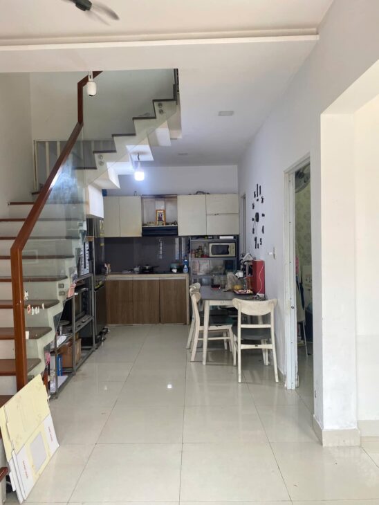 ????Bán nhà mặt tiền Mai Lão Bạng, 2 tầng, 3 phòng ngủ chỉ hơn 4 tỷ.