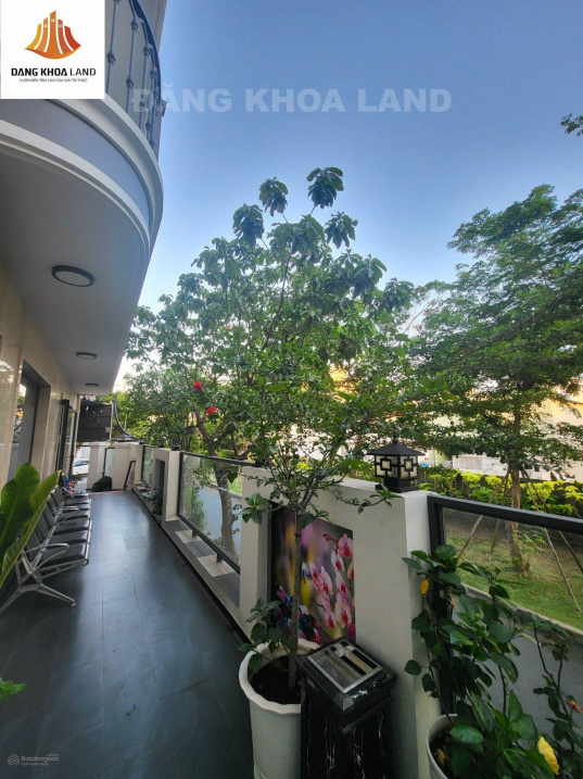 Bán nhanh nhà góc kinh doanh KĐT Vạn Phúc, Thủ Đức