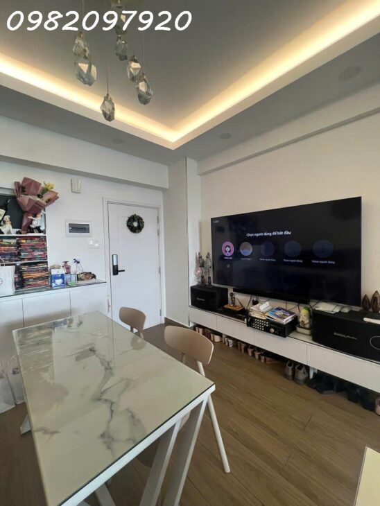 Cần bán chung cư H3 trước mặt Hoàng Diệu Q4 đã có sổ