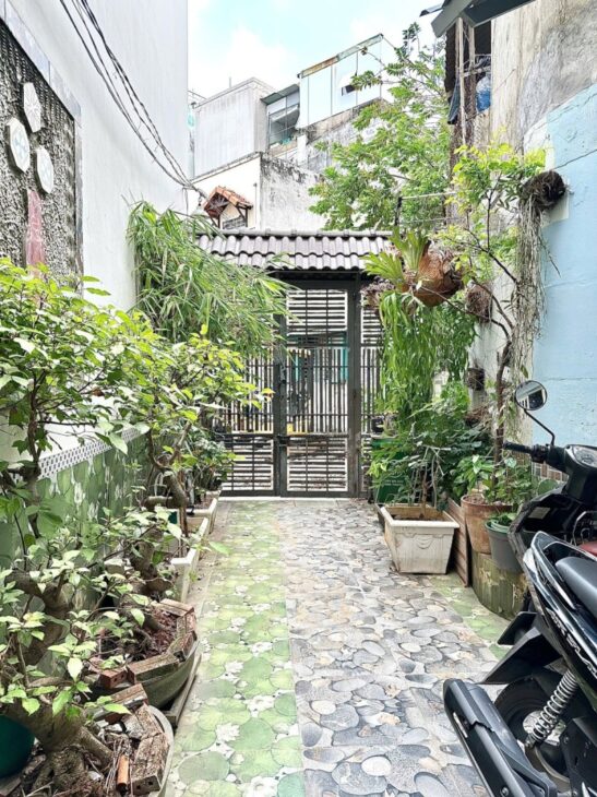 Bán Nhà Nơ Trang Long (4.6×10) 4 Tầng gần Emart, ĐH Văn Lang hơn 6 Tỉ