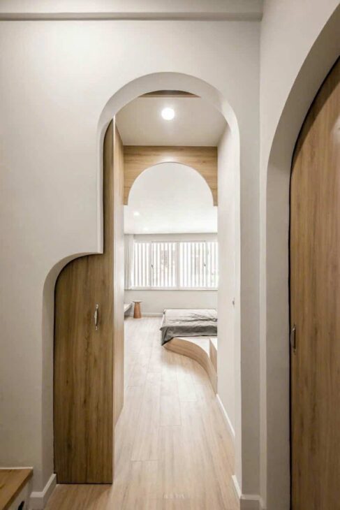 Bán Nhà Hẻm Xe Hơi Phan Xích Long, 40m2 5 Tầng Chỉ Hơn 7 Tỉ