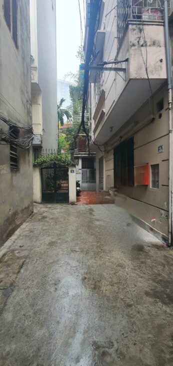 Bán nhà Nhân Hoà giá 6.5 tỷ, diện tích 30m2, 4 tầng, mặt tiền 3m