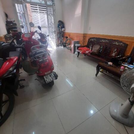 HIẾM MT KINH DOANH ĐẶNG THÚC LIÊN – 5 TẦNG- DT 58M2 (3.6 X 14) – P4Q8 – CHỈ 8.5 TỎI.