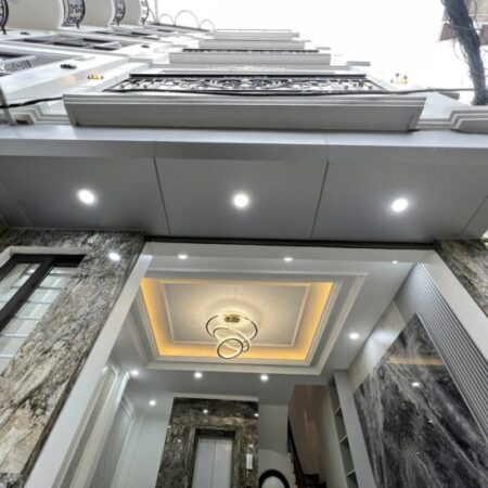 BÁN NHÀ KHƯƠNG ĐÌNH THANH XUÂN 6 TẦNG THANG MÁY NGOC NÔNG GẦN PHỐ NHÀ MỚI TINH NỘI THẤT ĐẸP 9,9 TỶ