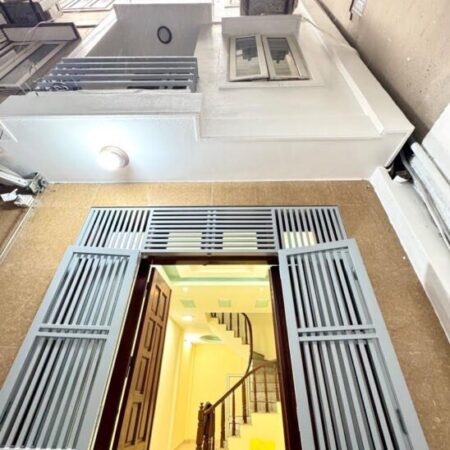 BÁN NHÀ 4 TẦNG, 42M2, Q. HOÀNG MAI – GIÁ 6 TỶ – SỔ ĐỎ CHÍNH CHỦ