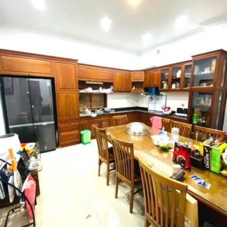 Bán Nhà Xuân La, Tây Hồ – 70m², 4 Tầng, Tặng lại Full Nội Thất, Giá 10 Tỷ