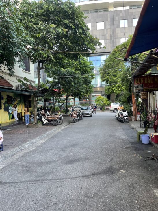 Cần bán nhà phân lô 4 tầng 65m mt 5m phố HOÀNG NGỌC PHÁCH – Đống Đa