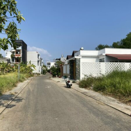 BÁN GẤP 7200M2 ĐẤT Ở THỔ CƯ VỊ TRÍ VÀNG BƯNG ÔNG THOÀN – QUẬN 9 – GIÁ CHỈ 21 TỶ – SỔ ĐỎ CHÍNH CHỦ BÁN GẤP 7200M2 ĐẤT Ở THỔ CƯ VỊ TRÍ VÀNG BƯNG ÔNG THOÀN – QUẬN 9 – GIÁ CHỈ 21 TỶ – SỔ ĐỎ CHÍNH CHỦ