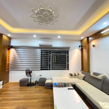 BÁN NHÀ 5 TẦNG 4 PHÒNG NGỦ NGUYỄN TRÃI THANH XUÂN – GIÁ 5.7 TỶ