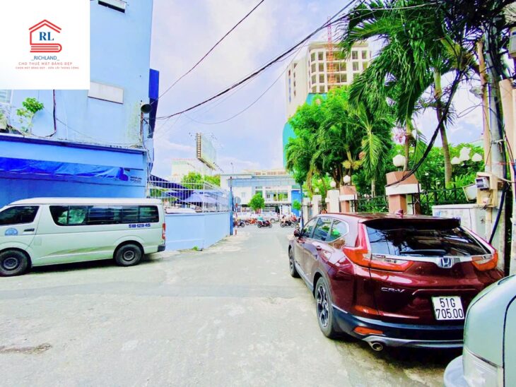 Cho Thuê Biệt Thự GÓC 3 Mặt Tiền 21S Nguyễn Văn Trỗi, Phường 11, Quận Phú Nhuận, TPHCM.
