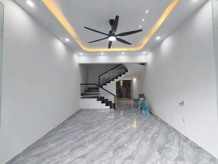 Bán nhà Lạch Tray, 55m 4 tầng, ô.tô đỗ cửa, Giá 3.95 tỉ, gần Cầu Rào