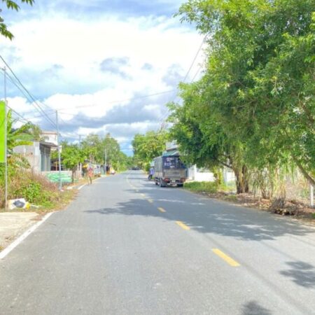 BÁN GẤP CỬA HÀNG MẶT TIỀN NGUYỄN VĂN QUY – CẦN THƠ – 2.8 TỶ – 270M2 – SỔ HỒNG