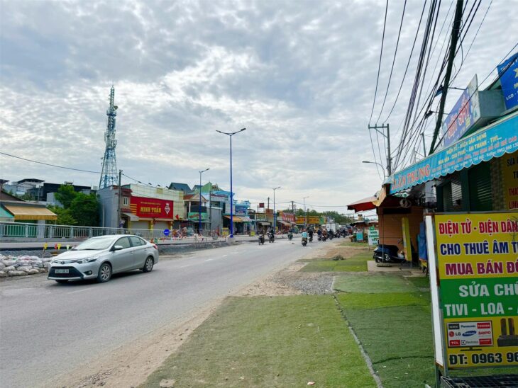 Cực hiếm NHÀ CÓ THANG MÁY 3TẤM+TUM – Hẻm 6M LÃ XUÂN OAI, GẦN CNC Samsung, THỦ ĐỨC, Giá chỉ 5ty9