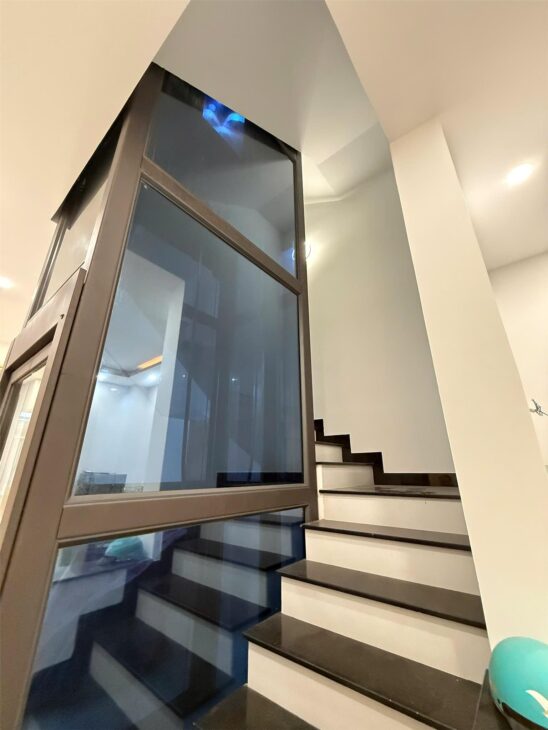 Cực hiếm NHÀ CÓ THANG MÁY 3TẤM+TUM – Hẻm 6M LÃ XUÂN OAI, GẦN CNC Samsung, THỦ ĐỨC, Giá chỉ 5ty9